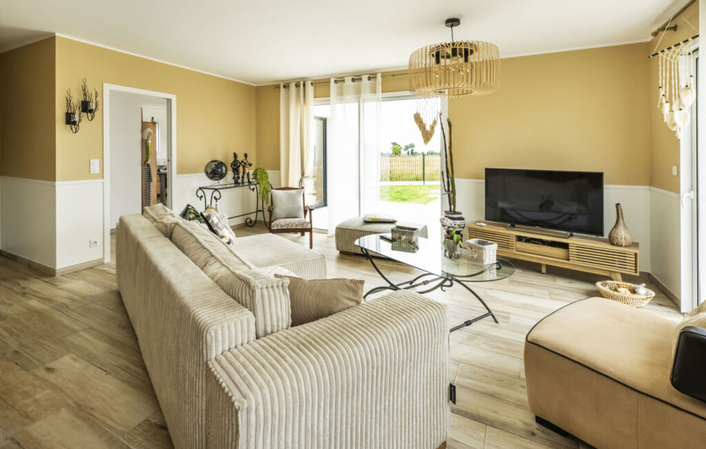 Réalisation d’une maison plain-pied à Dinan - Reportage photo - Salon - Lamotte Maisons Individuelles