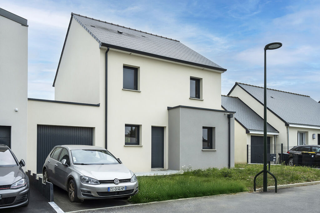 Construction d’une maison connectée en Ille-et-Vilaine, à Bain-de-Bretagne : reportage photo - entrée principale
