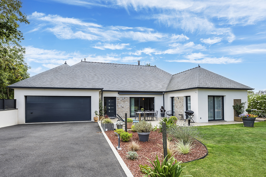 Réalisation d’une maison familiale à Binic - Reportage photo - entrée - Lamotte Maisons Individuelles