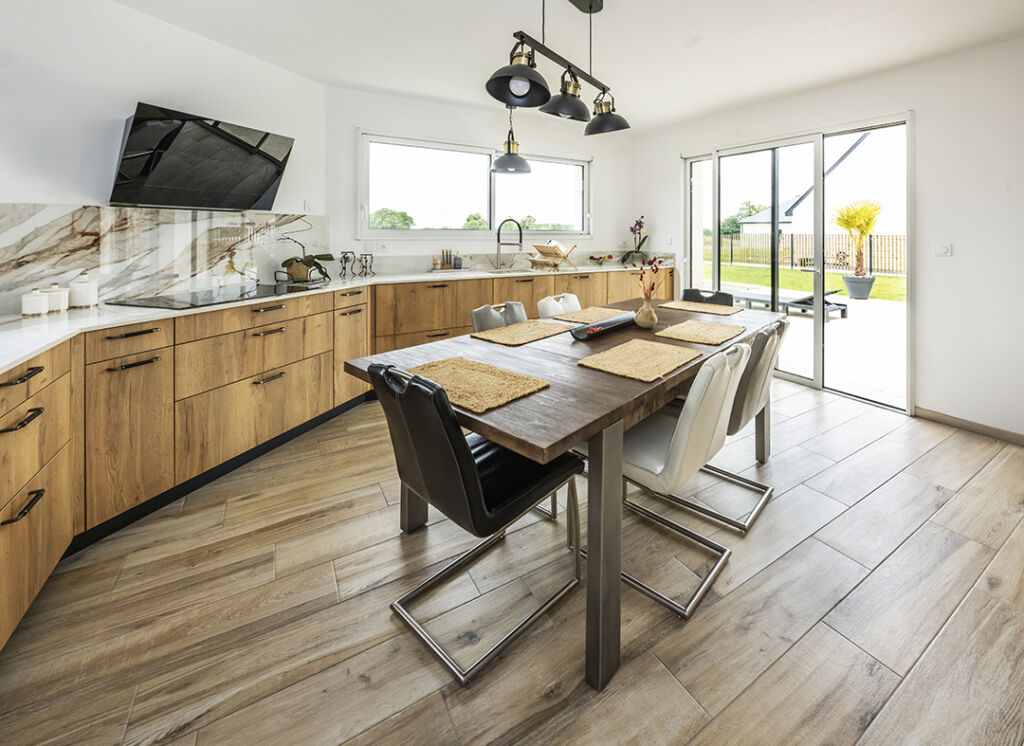 Réalisation d’une maison familiale à Dinan - Reportage photo - cuisine - Lamotte Maisons Individuelles
