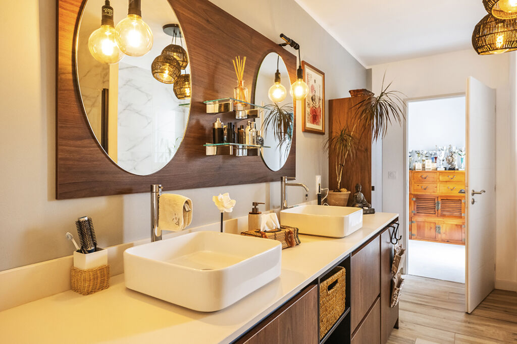 Réalisation d’une maison familiale à Dinan - Reportage photo - salle de bains - Lamotte Maisons Individuelles